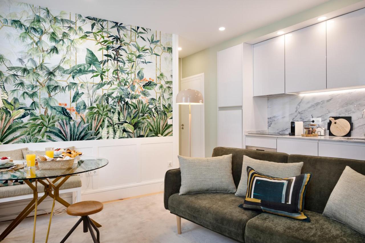 Away To Enjoy Apartment - Hapiness Has A Place Porto Luaran gambar